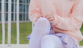 稚乖画册 – 认真思考，生煎团团的私房旗袍这一套怎么样，也许能尝试自己也来一件？