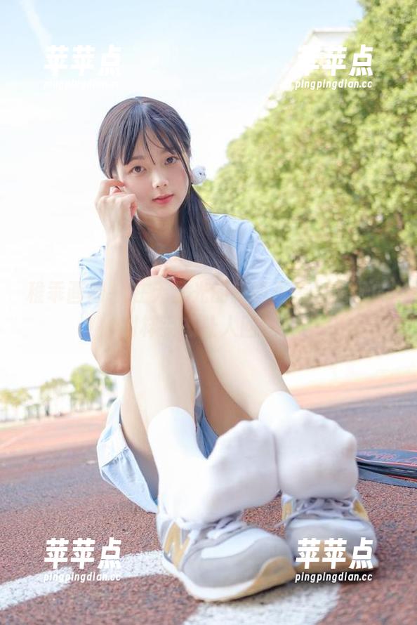 稚乖画册 - 在无圣光的赤西夜夜，露颜的别样姿态让人回味。