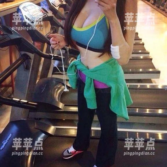 微密圈 - 童小芯全套女神图集，没发挥错位的“太有趣”真让人意想不到！