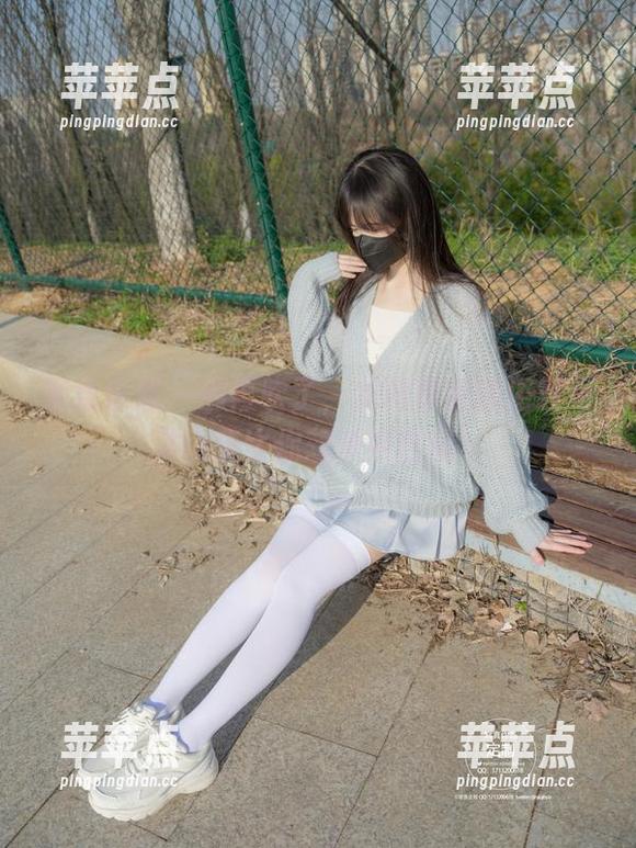 紧急企划 - 别再吹了，龙崎聆音的浴缸写真图集比你想象中热呢！
