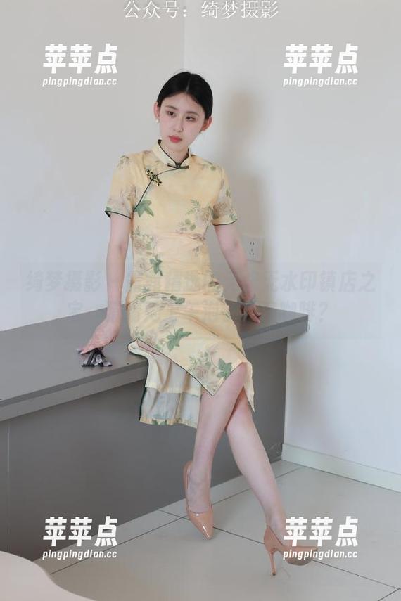 绮梦摄影-露露 绮梦摄影 - 露露精选的无修无水印镇店之宝,猜猜她上午泡了几遍咖啡?