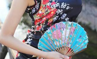 美媛馆 – 这是一套被长腿包围的图，Angela喜欢猫你太会玩了！