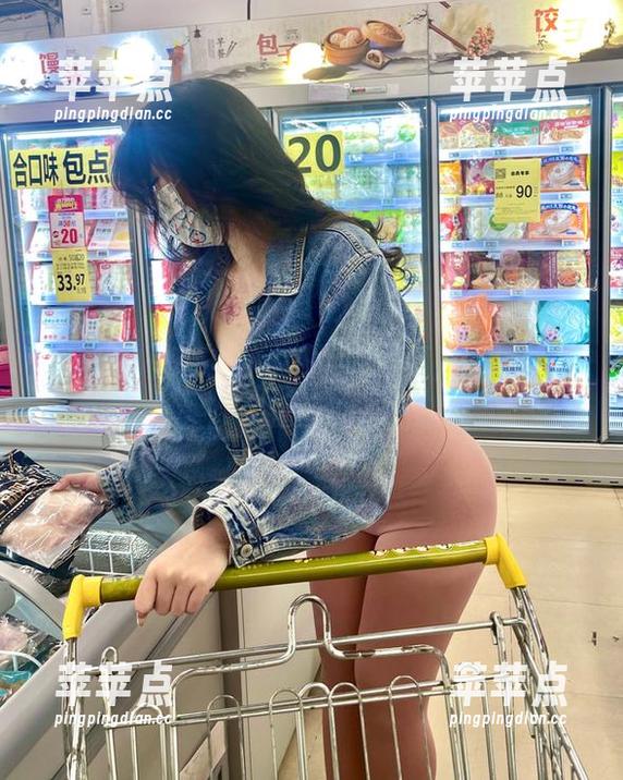 艾拉·isla 微密圈 - 艾拉·isla的JK写真,难道她是来撩我的?