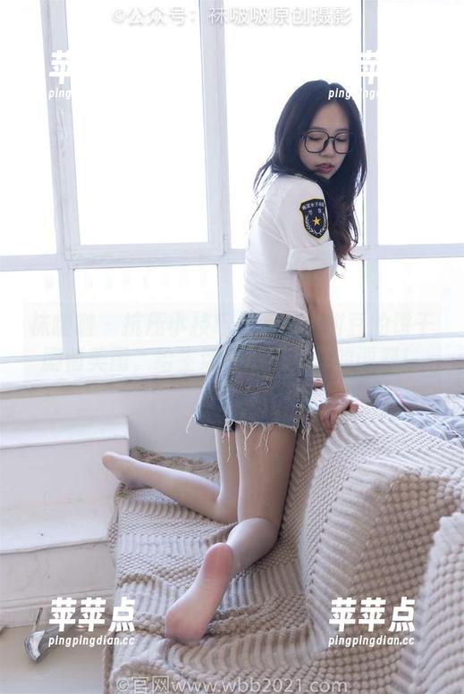 袜啵啵 - 抗压小技巧：下载小甜豆的饼干剧情美图，给生活来点不一样的调料！