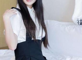 袜啵啵 – 糯米私房图包——黑白美甲养眼，还能给裸足撑腰，双足义不容辞！