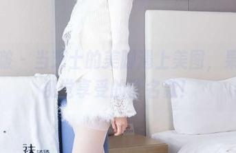 袜啵啵 – 当芝士的美脚遇上美图，果然是视觉享受的联名款！