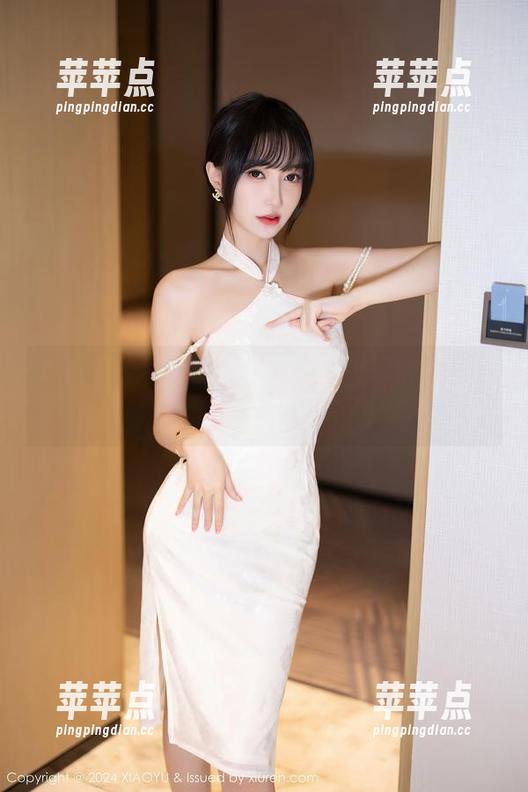 语画界 - 林子遥在蕾丝写真上玩得花里胡哨，摄影师都看呆了！