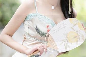语画界 – 言沫这波美图，眼镜OL制服我给满分！