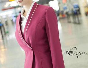青豆客 – 一件毛衣，开启于姬Una的私房美图之旅。