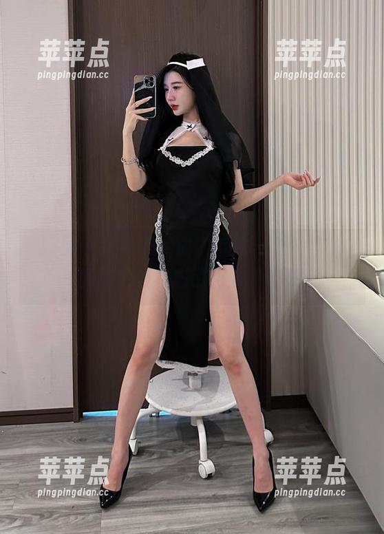 黎允熙baby 微密圈 - 短裙俨然成了魔法,黎允熙baby的照片让我忘了重力的存在。